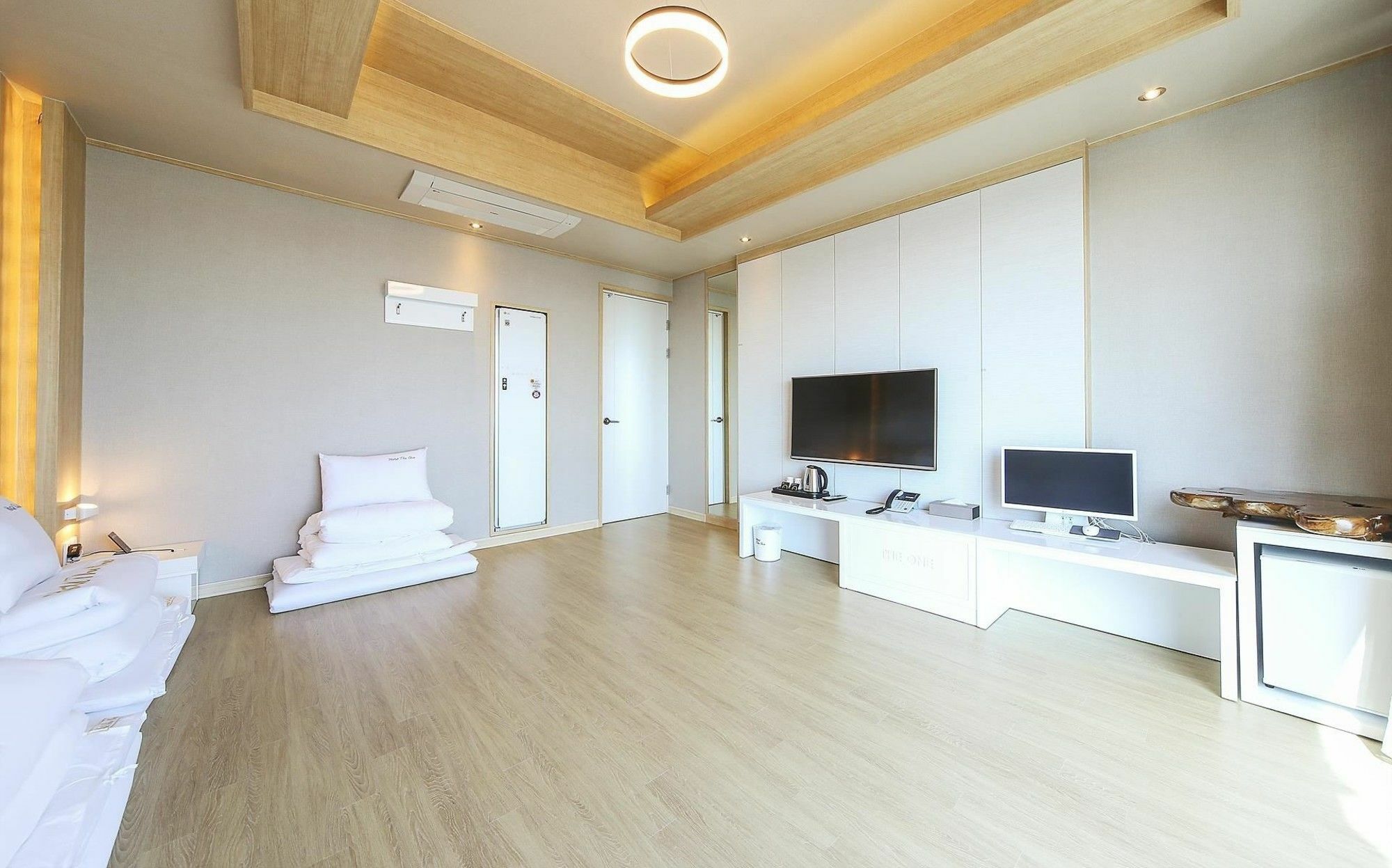 Hotel The One Yeosu Exterior foto